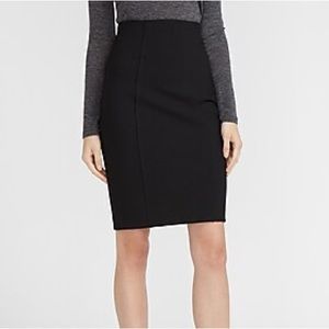 Black express skirt